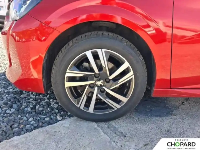 Peugeot 208 puretech 100 s&amp;s eat8 — photo 12