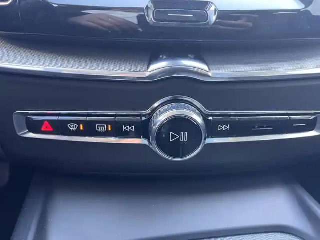 Volvo Xc60 t6 awd hybride rechargeable 253 ch+145 ch geartronic 8 — photo 44