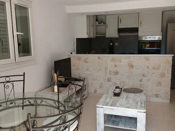 Location bas de villa