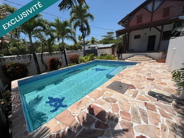 CHARMANTE VILLA T5 AVEC PISCINE ET TERRASSE