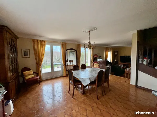 Maison 170 m2 avec jardin