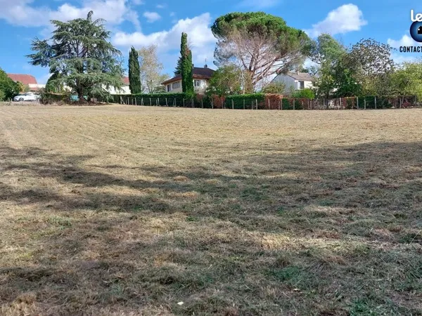 Terrain 1867 m² Malemort