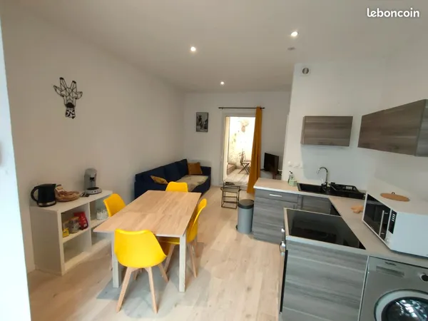 Apparemment T2 avec patio
