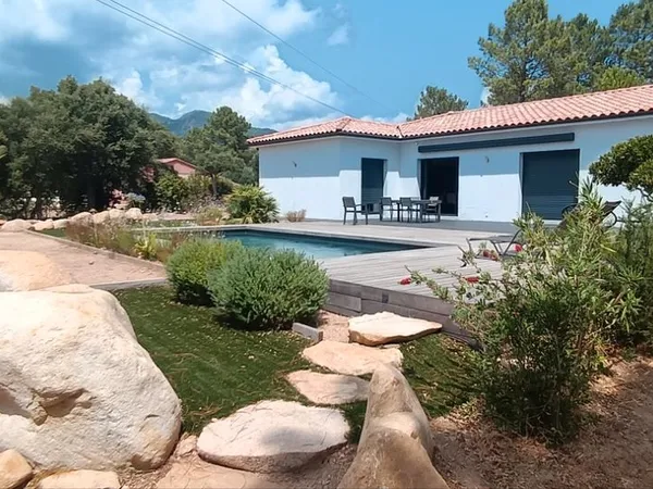 Maison individuelle secteur Porto-Vecchio