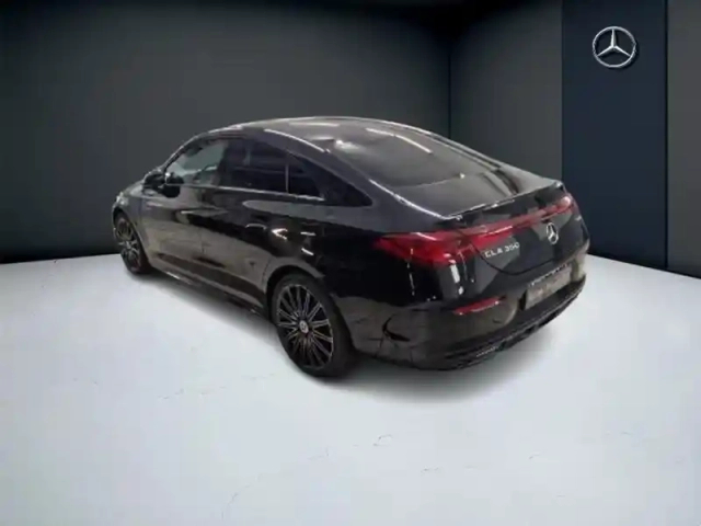 Mercedes Cla 350 4matic avec technologi — photo 2
