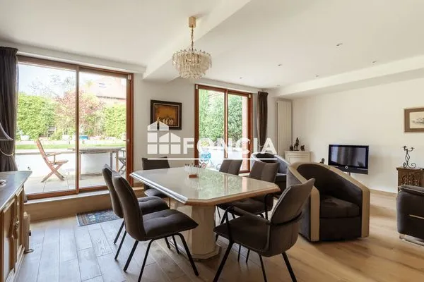 Appartement 6 pièces 183 m²