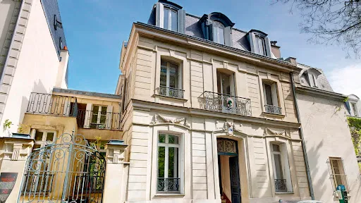 Hôtel particulier 11 pièces 341 m²