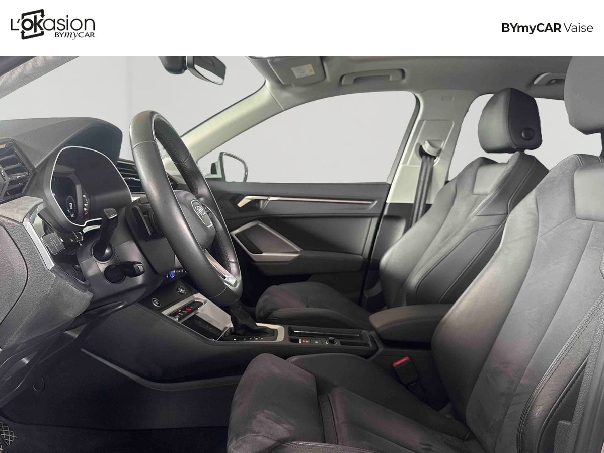 Audi Q3 35 TDI 150 ch S tronic 7 — photo 11