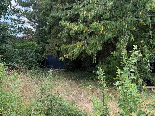 Terrain 410 m²
