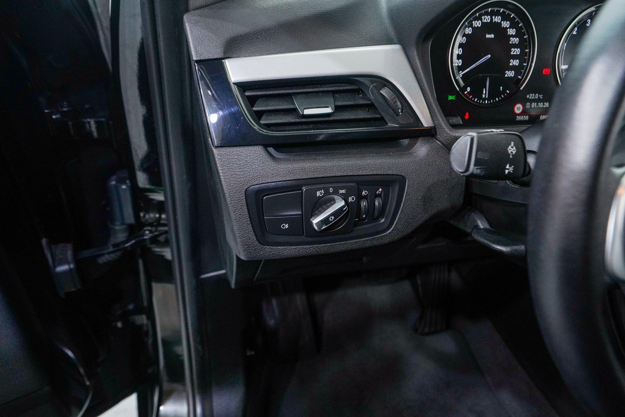 BMW X1 — photo 23