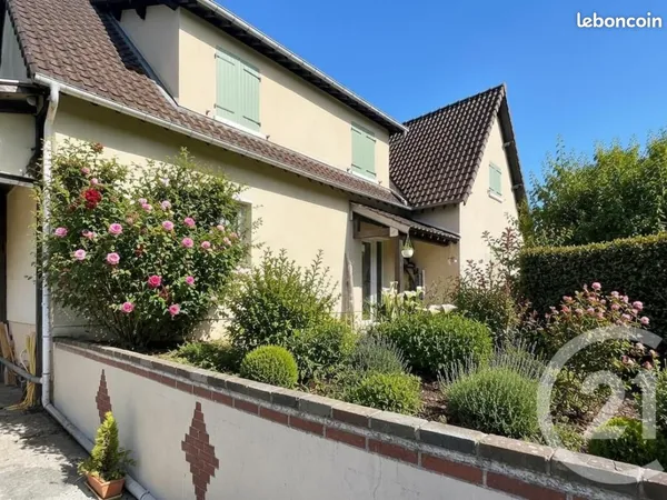 Maison 8 pièces 182 m²