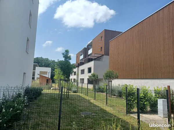 T2 récent 38 m² climatisé avec balcon et parking - Résidence Karma 2022