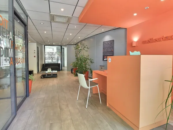 Local commercial 92 m²