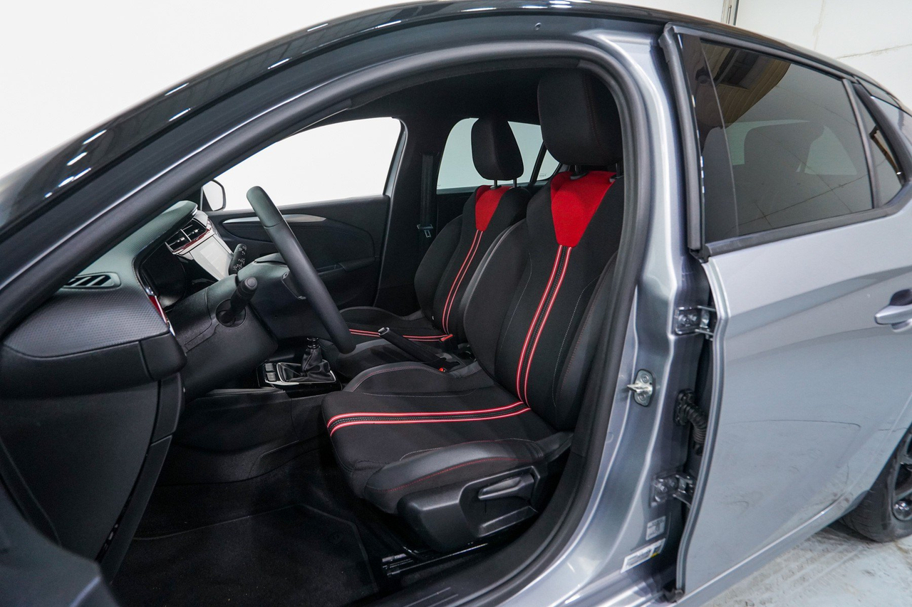 Opel Corsa — photo 12