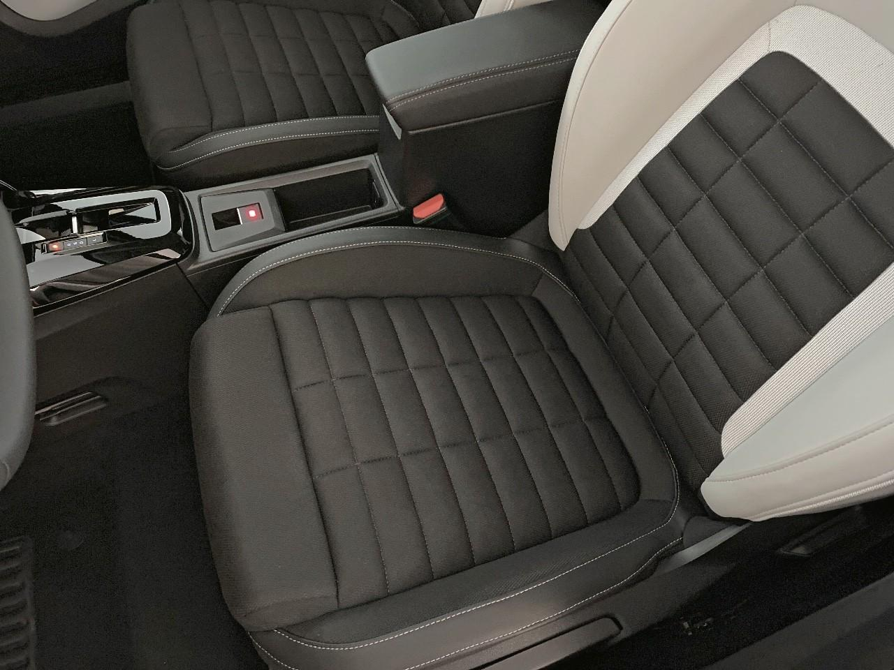 Citroën C3 Aircross hybride 145 ch aut max — photo 9