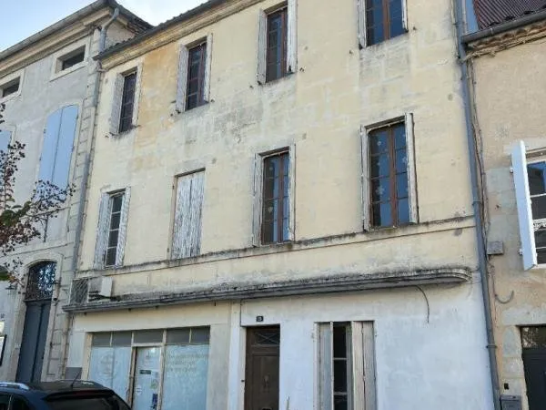 33580 MONSEGUR - 2 IMMEUBLES A RENOVER , 458 m²