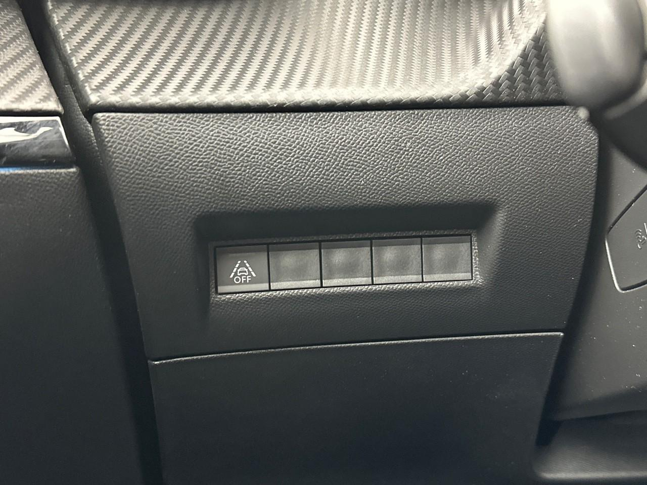 Peugeot 2008 puretech 130 s&s bvm6 gt — photo 16