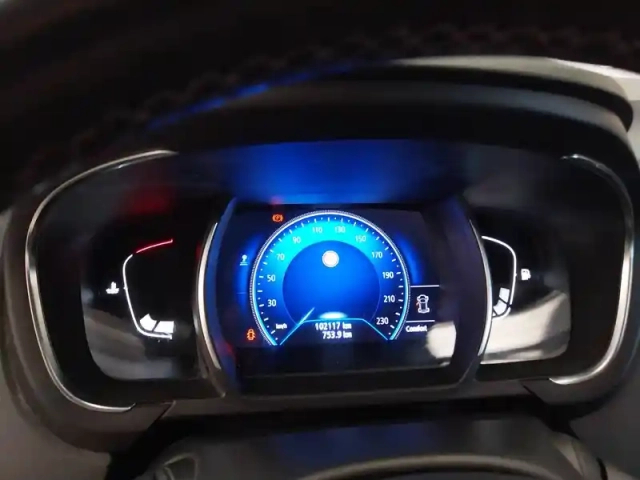 Renault Scenic blue dci 150 — photo 20