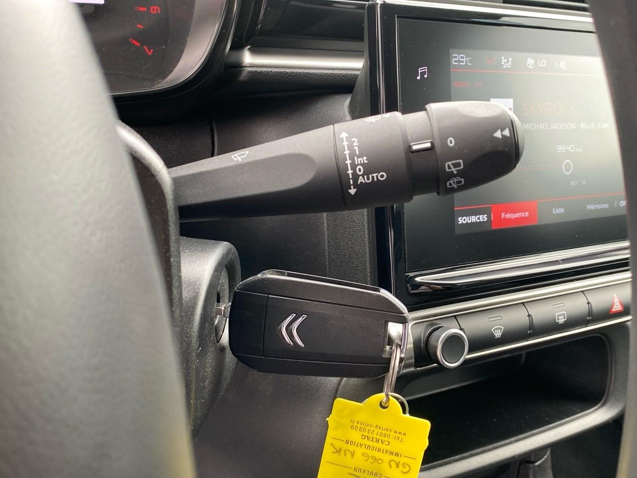 Citroën C3 1.2 puretech 83ch s&s shine — photo 16