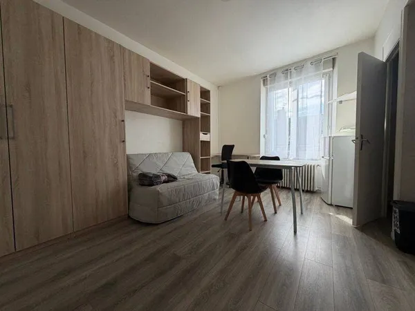 Studio 1 pièce 19 m²