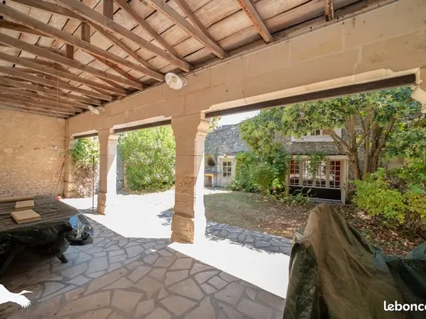 Maison 6 pièces 162 m²