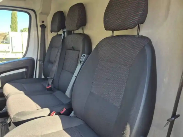 Citroën Jumper tole 35 l2h2 bluehdi 140 s&amp;s bvm6 — photo 70
