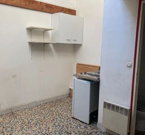 Studio métro Anatole France