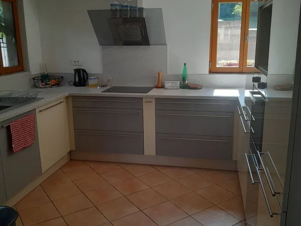 Maison 7 pièces 220 m²