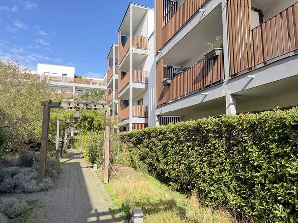 EXCLU - RESIDENCE 2015 - METRO 7