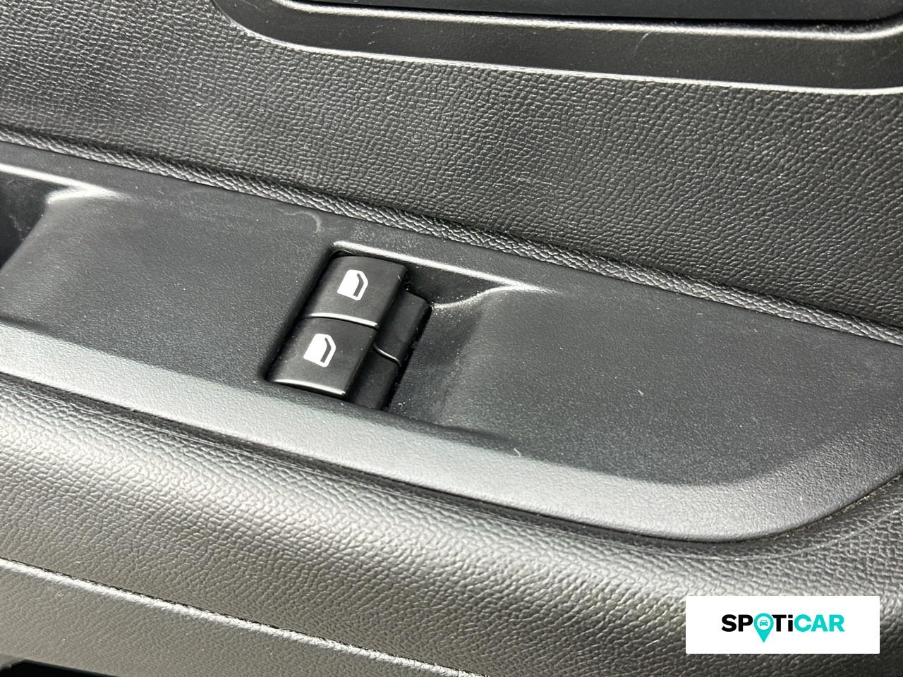 Peugeot 208 1.2 puretech 75ch s&s like — photo 19