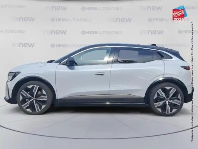 Renault Megane e-tech electric ev60 220ch iconic super charge -b — photo 9