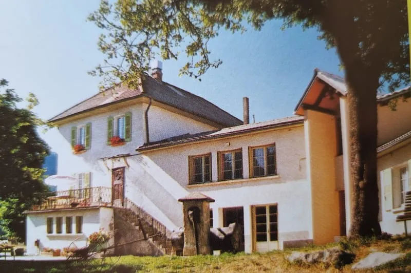 Photo 1