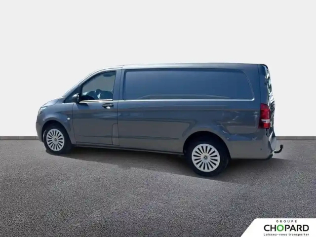 Mercedes Vito fourgon 119 cdi long bva rwd — photo 10