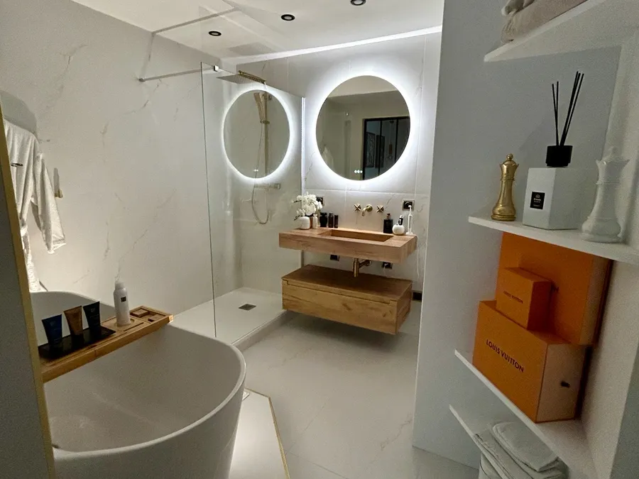 Photo 7