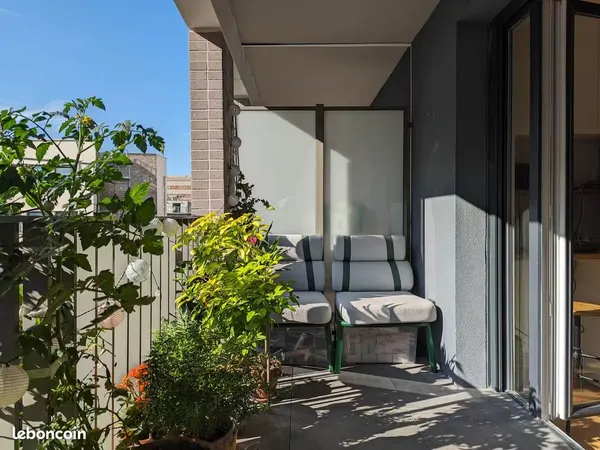 T3 meublé design avec balcon - Romainville, proche métro et canal