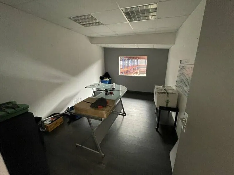 Photo 5