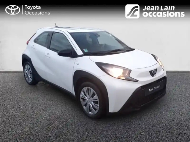 Toyota Aygo X 1.0 vvt-i 72 — photo 3