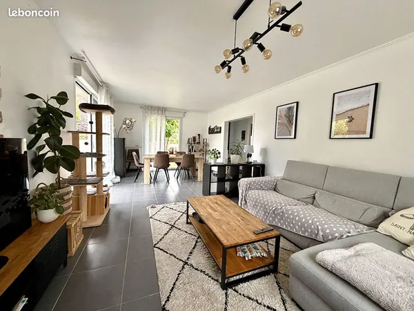 Maison 5 pièces 140 m²