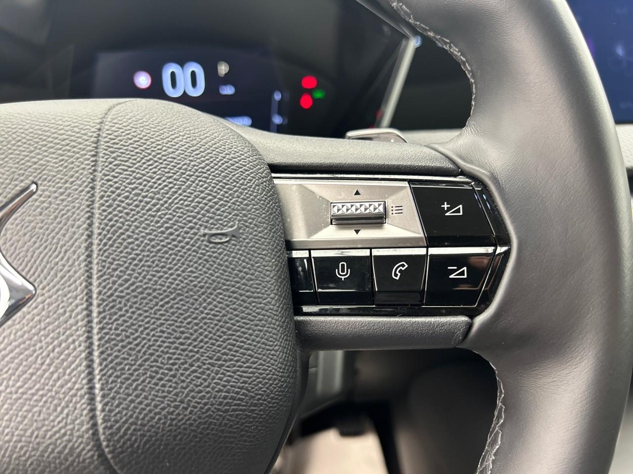 Ds Ds 4 hybride 136 e-dct6 pallas — photo 23