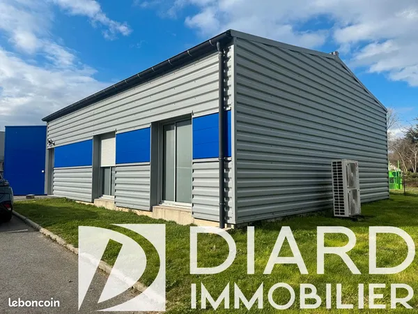 Bureaux 122 m² VITRE