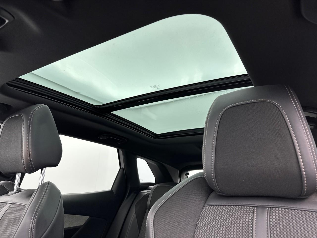 Peugeot 3008 hybrid 225 e-eat8 gt — photo 39
