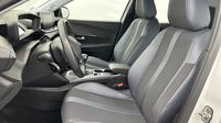 Peugeot 2008 1.2 PureTech 130ch S&S Allure — photo 9