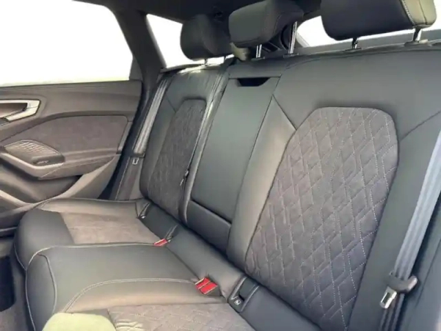 Audi A5 avant 2.0 e-hybrid 299ch s line quattro s tronic 7 — photo 8