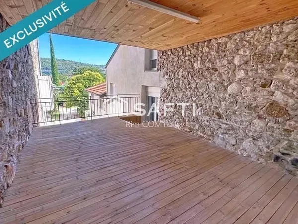 Maison de charme rénovée avec dépendance - Sarras!!