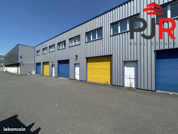 Local 528 m² Ludres