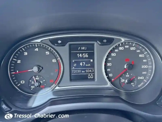 Audi A1 sportback 1.0 tfsi ultra 95 midnight series — photo 21