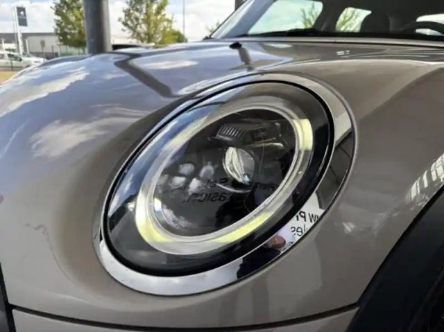 Mini Mini 5 portes cooper 136ch edition camden bva7 — photo 4