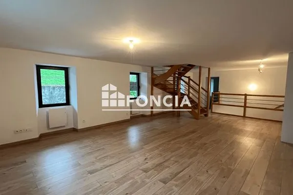 Appartement 4 pièces 111 m²