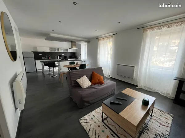 2 pièces 52m²