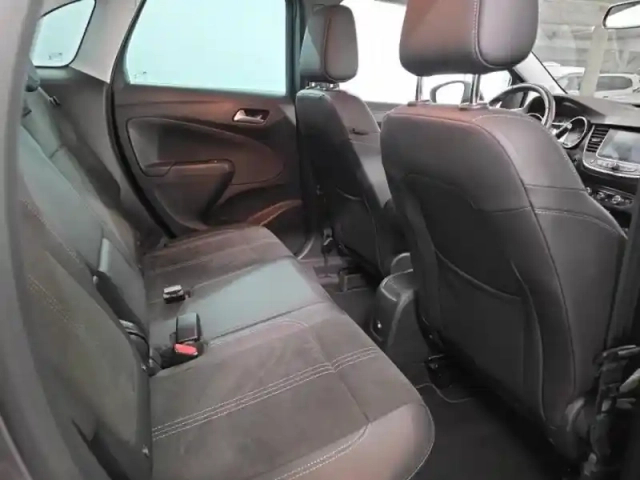 Opel Crossland 1.2 turbo 130ch  ultimate bva — photo 9